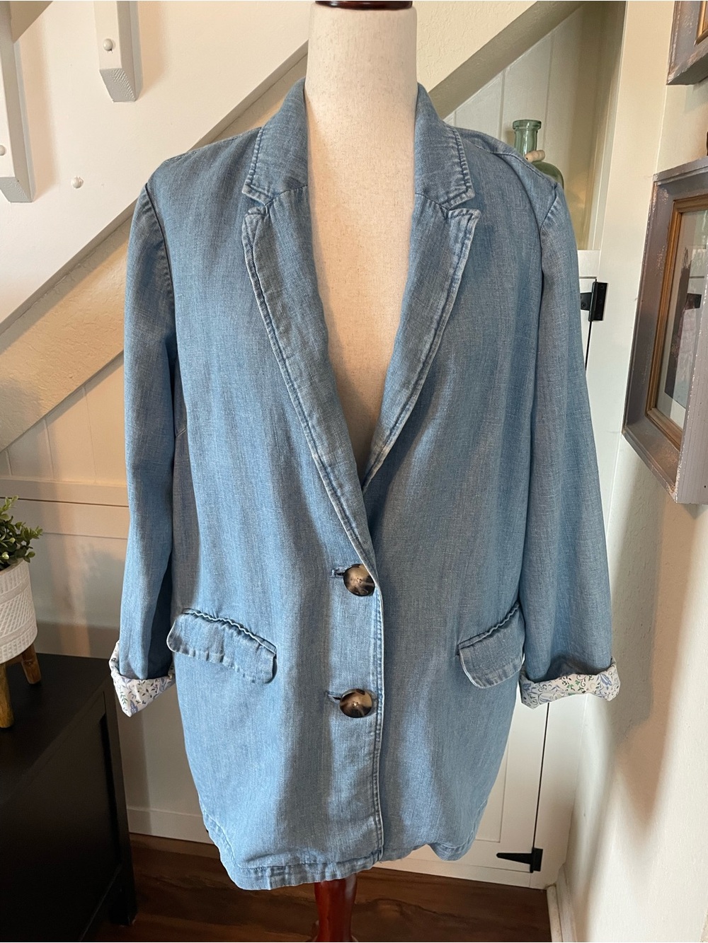 J. Jill Denim Blazer Jacket Size M Cotton Linen Blend Light Wash Floral Lined
